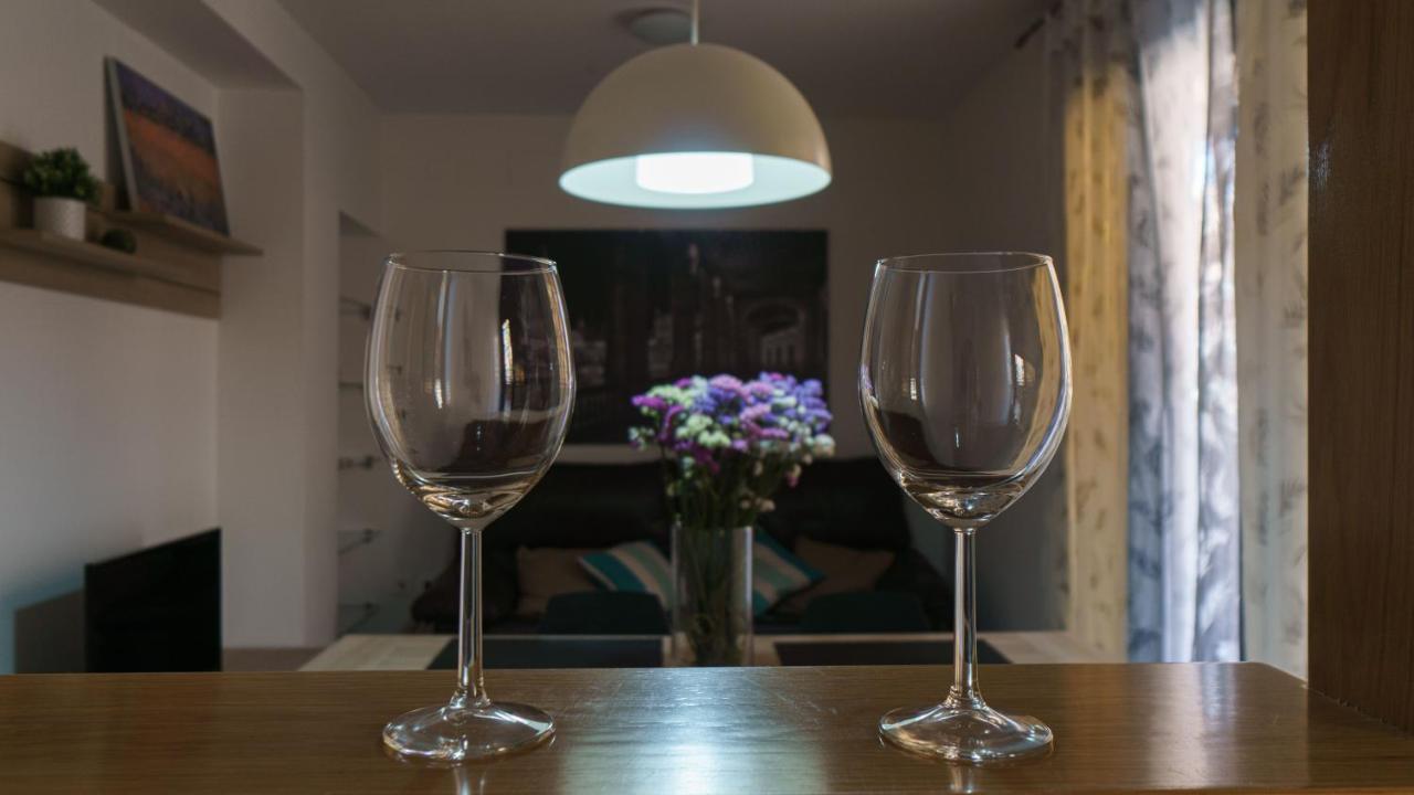 Rentalsevilla Coqueto Apartamento Con Terraza Privada Exterior foto