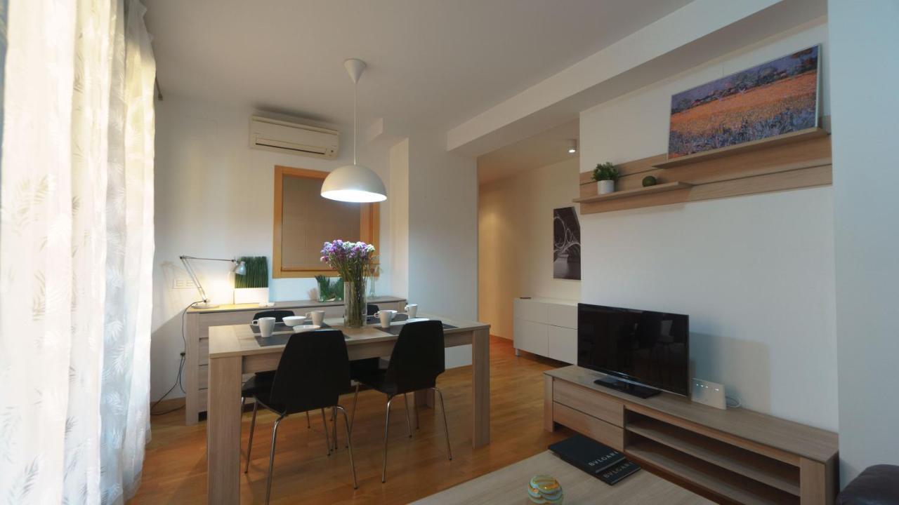Rentalsevilla Coqueto Apartamento Con Terraza Privada Exterior foto